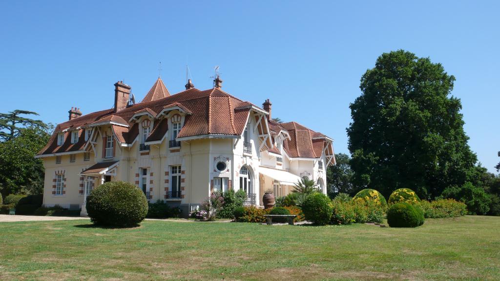 Hotel Château du Clair de Lune - Les Collectionneurs à Biarritz Extérieur photo