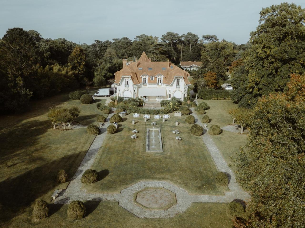 Hotel Château du Clair de Lune - Les Collectionneurs à Biarritz Extérieur photo